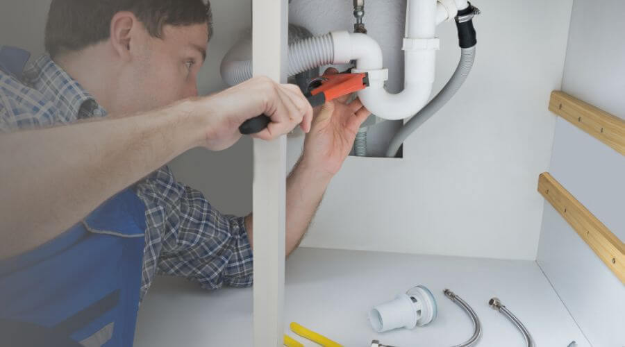 Local water heater installation in Plover, IA
